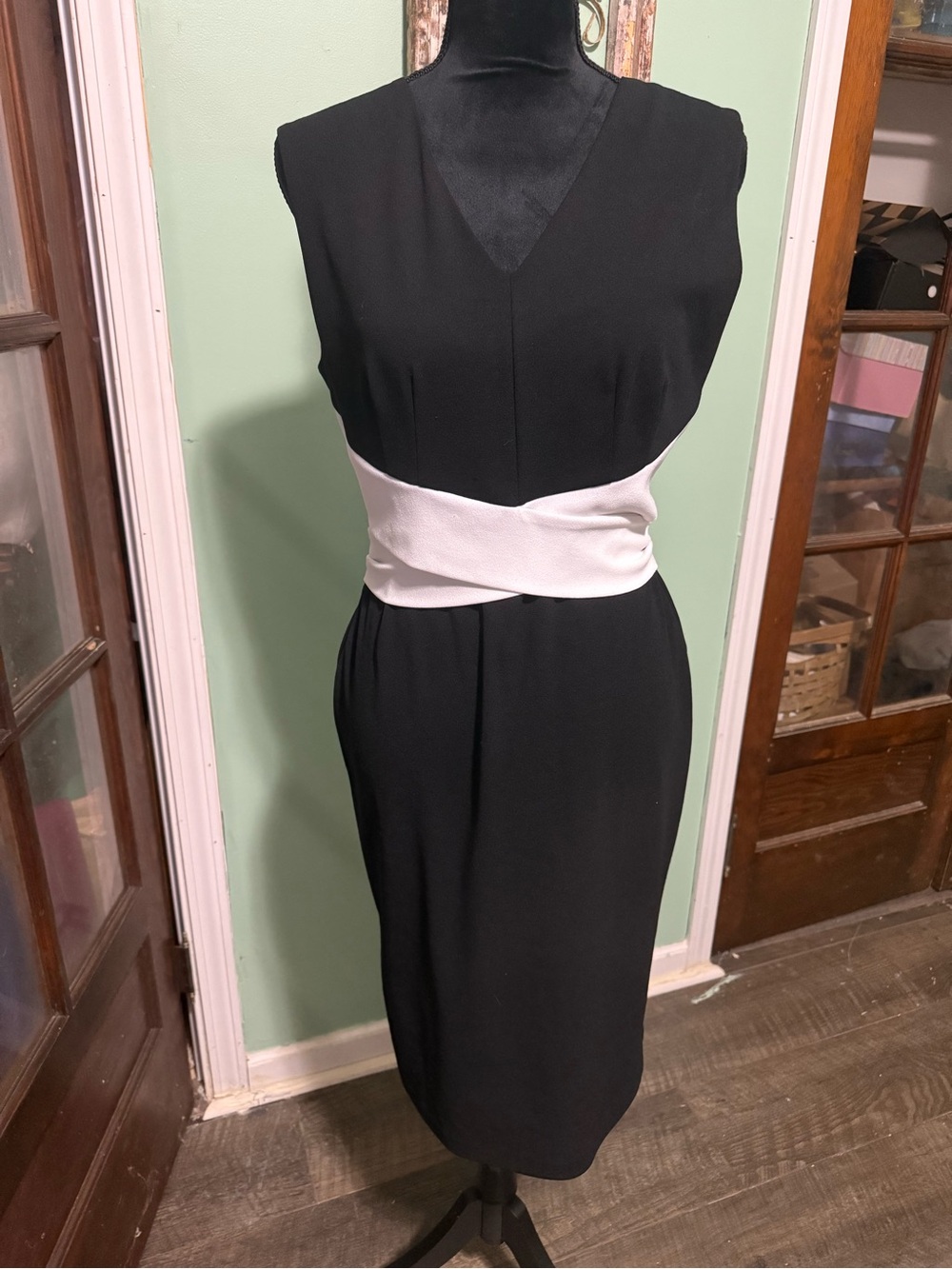 New York & company black white stretch bodycon tie waist dress size medium